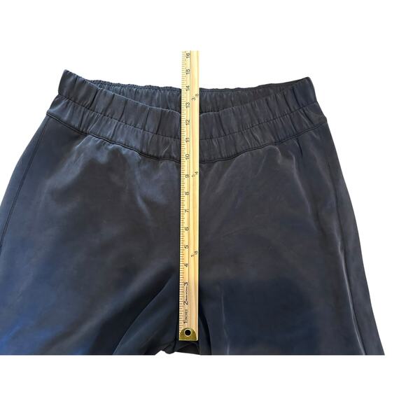 Lululemon Cupro Blend Ultra Wide-Leg Black Pants Size 8 QuietLuxury Athleisure - Picture 8 of 12